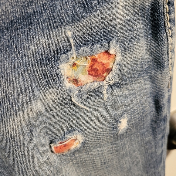 WOMANS SILVER SUKI EMBROIDERED STRAIGHT LEG JEANS SIZE 27 - Picture 12 of 14